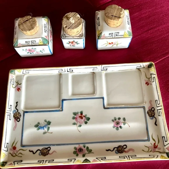 Inkwell or spice jar set, highly collectible,porcelain Nippon marked M Morimura - Picture 4 of 12